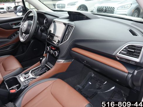 Used 2023 Subaru Forester Touring AWD/4WD image 29