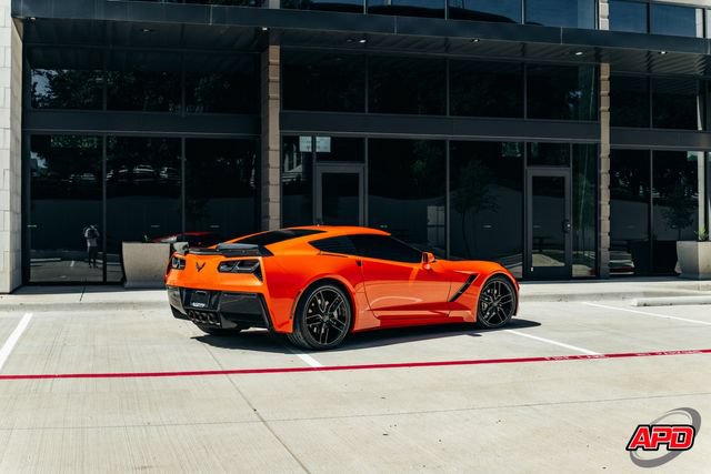 Used 2019 Chevrolet Corvette Stingray Coupe w/ Carbon Flash Badge Package RWD image 18