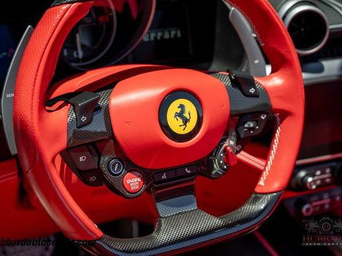 Used 2022 Ferrari Portofino M RWD image 18
