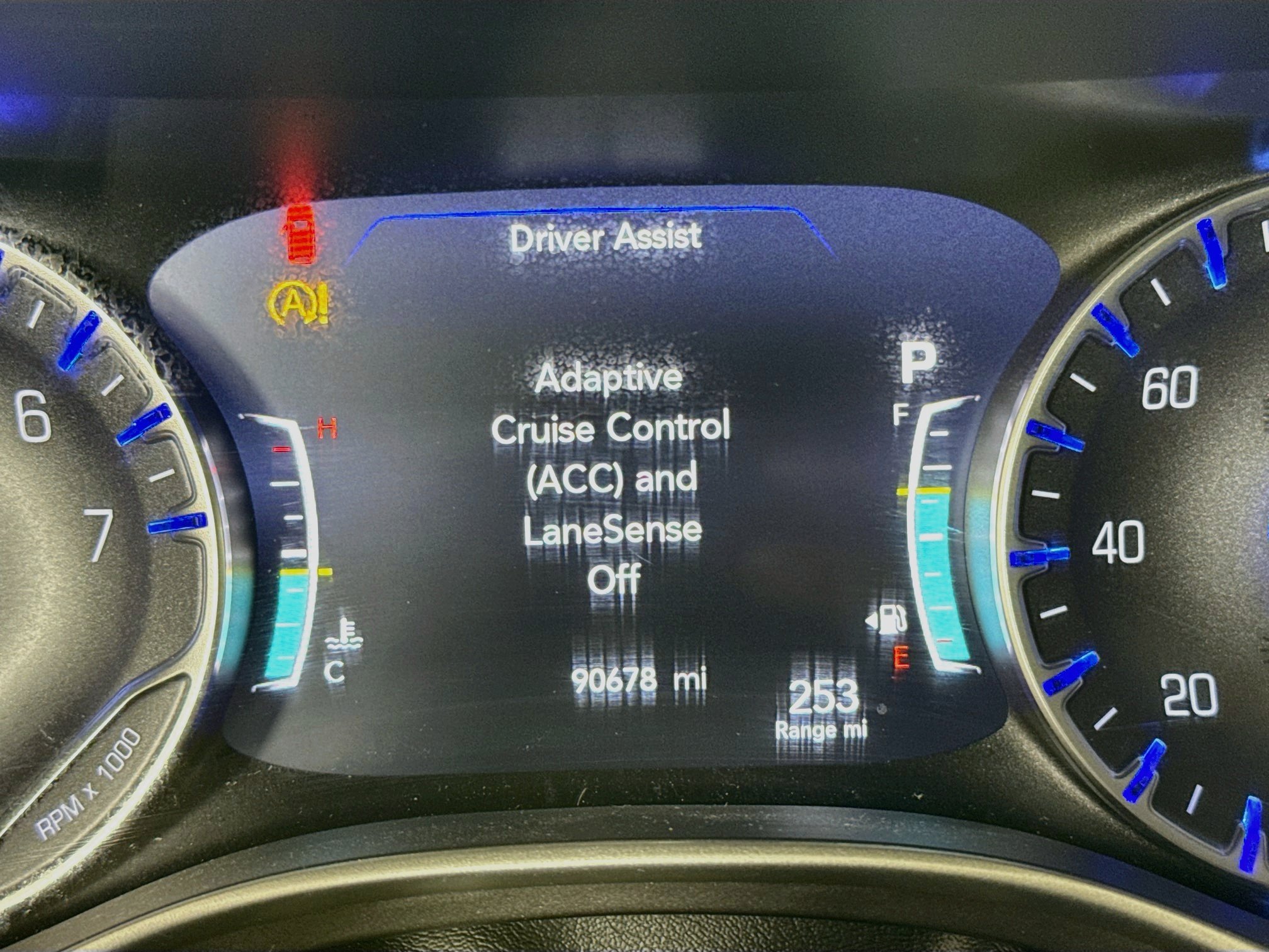 Used 2022 Chrysler Pacifica Touring-L FWD image 13