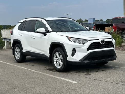 Used 2021 Toyota RAV4 XLE AWD/4WD image 21