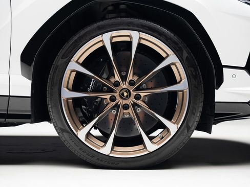 Used 2024 Lamborghini Urus S AWD/4WD image 39