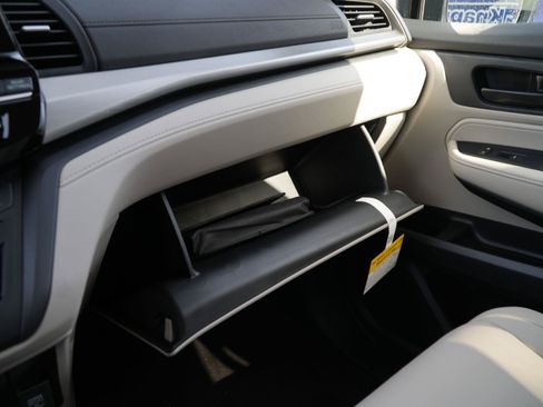 New 2026 Honda Odyssey EX-L image 28
