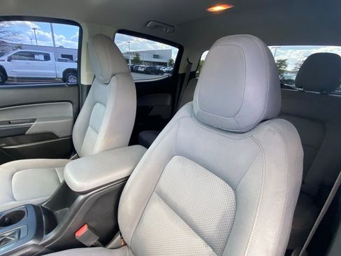 Used 2018 Chevrolet Colorado W/T w/ Custom Special Edition image 20