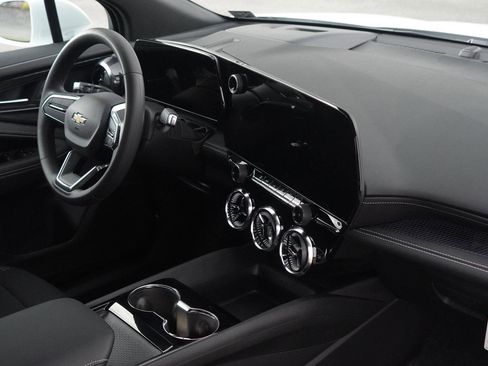 New 2026 Chevrolet Blazer EV LT image 29