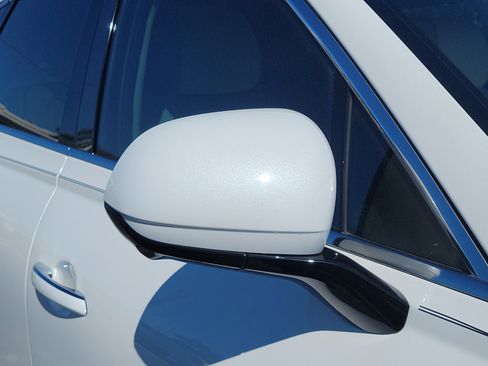 Used 2022 Genesis GV80 2.5T w/ Prestige Package 04 image 9