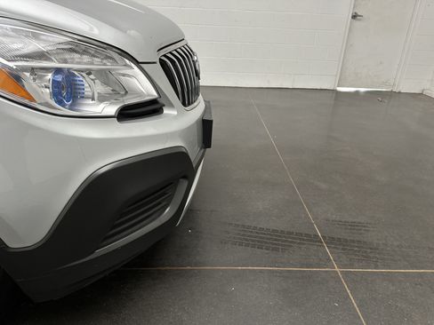 Used 2016 Buick Encore FWD image 2
