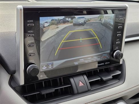 Used 2022 Toyota RAV4 XLE w/ Convenience Package image 23