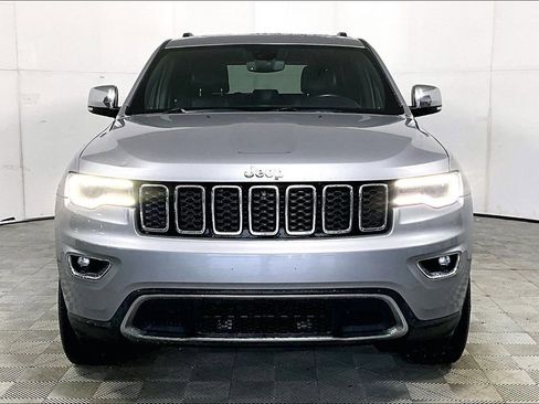 Used 2019 Jeep Grand Cherokee Limited w/ Luxury Group II image 3