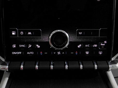 Used 2024 GMC Acadia Denali image 50