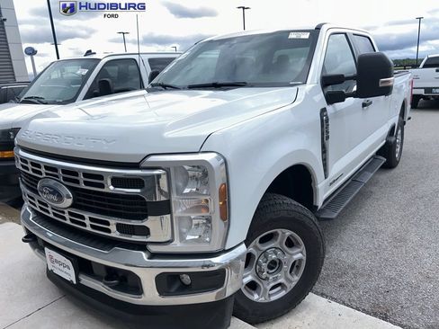 Used 2025 Ford F250 XLT w/ FX4 Off-Road Package AWD/4WD image 1
