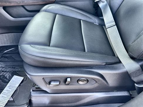 New 2026 GMC Sierra 1500 SLT image 25