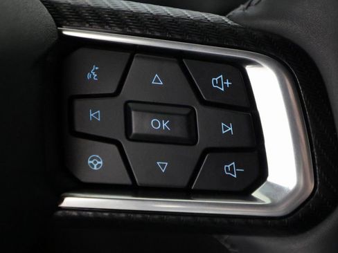 Used 2025 Ford Mustang Coupe image 20