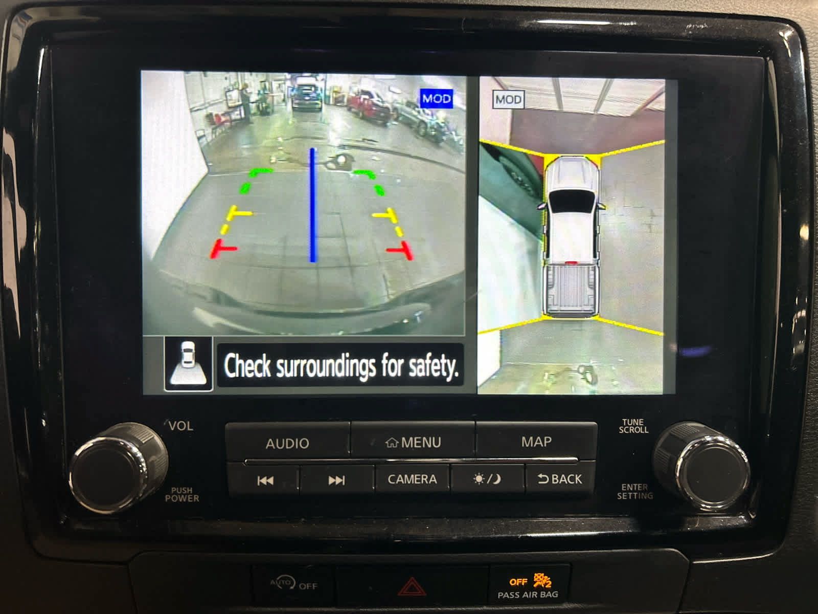 Used 2023 Nissan Frontier PRO-4X w/ Pro Convenience Package AWD/4WD image 5