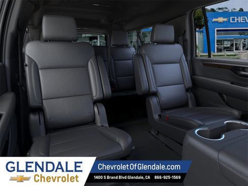 New 2026 Chevrolet Suburban LT w/ Comfort Package image 17