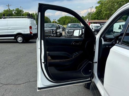 Used 2020 Chevrolet Tahoe LT AWD/4WD image 13