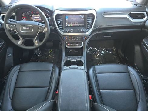 Used 2023 GMC Acadia SLT FWD image 9