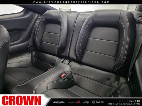 Used 2022 Ford Mustang Shelby GT500 w/ Technology Package RWD image 33