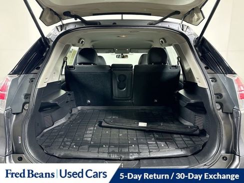 Used 2016 Nissan Rogue S image 25