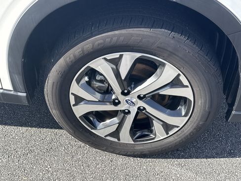 Used 2022 Subaru Outback Limited image 16