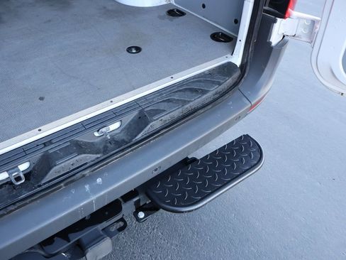 Used 2024 Mercedes-Benz Sprinter 144 Cargo image 21