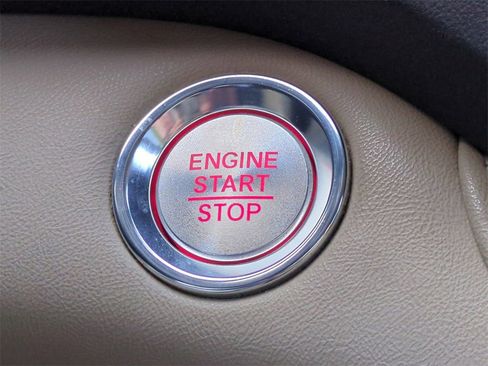 Certified 2020 Acura RDX w/ Technology Package image 28