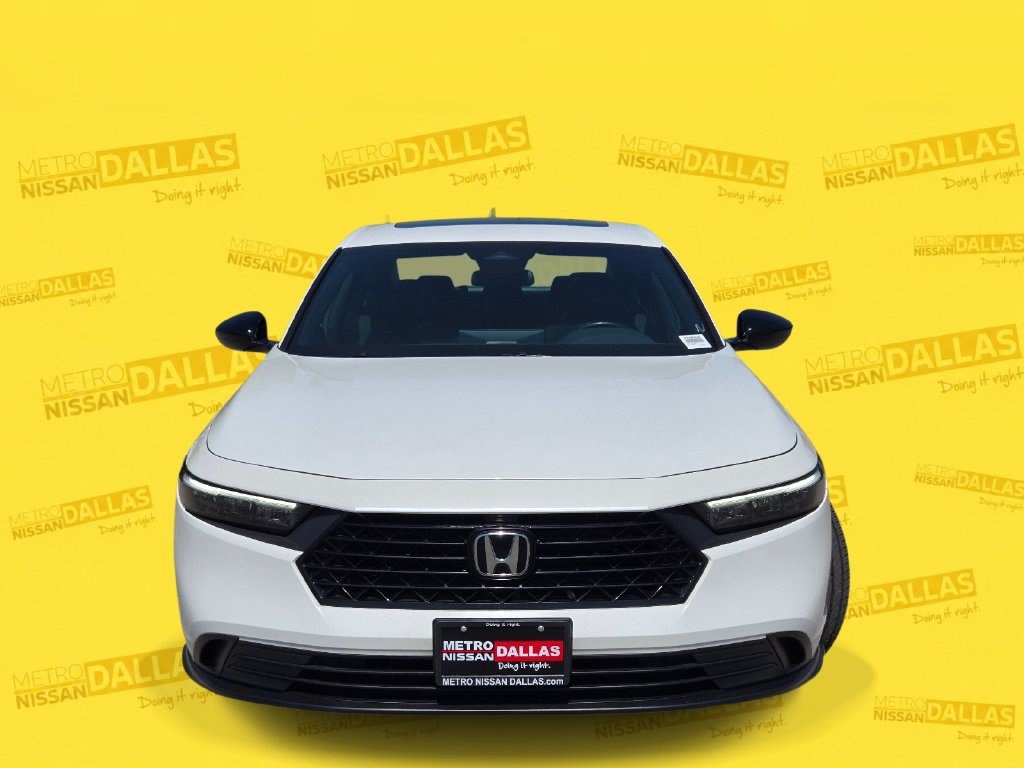 Used 2023 Honda Accord Sport image 2