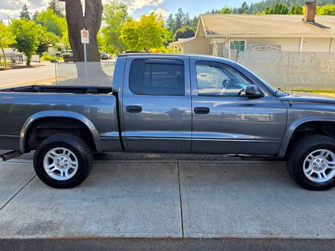 Used 2004 Dodge Dakota SLT w/ PWR Convenience Group AWD/4WD image 4