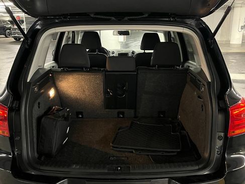 Used 2018 Volkswagen Tiguan Limited w/ Premium Package FWD image 33