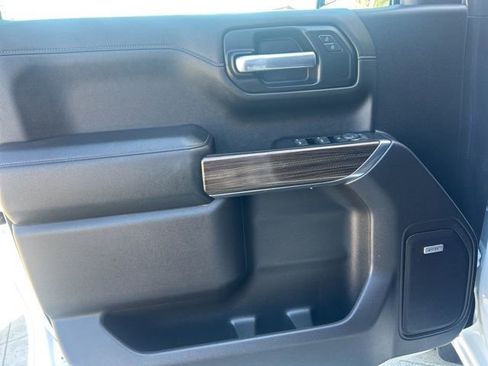 Used 2020 Chevrolet Silverado 1500 LT Trail Boss image 12