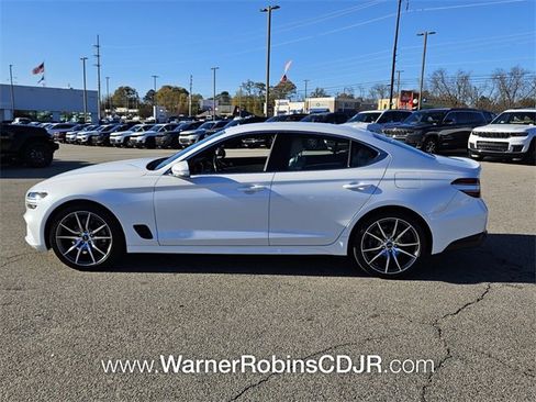 Used 2023 Genesis G70 2.0T image 4