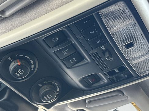 Used 2022 Toyota 4Runner TRD Off-Road Premium image 24