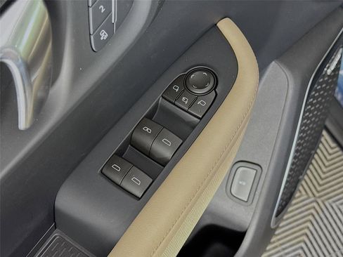 New 2026 Buick Enclave Preferred FWD image 19