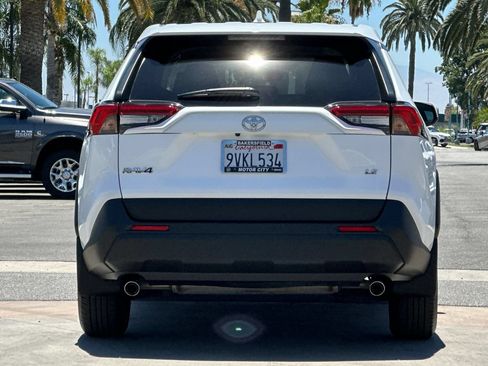 Used 2025 Toyota RAV4 LE FWD image 5