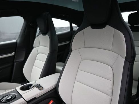 Certified 2025 Porsche Taycan RWD image 5