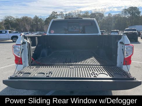 Used 2019 Nissan Titan SV w/ SV Convenience Package image 22