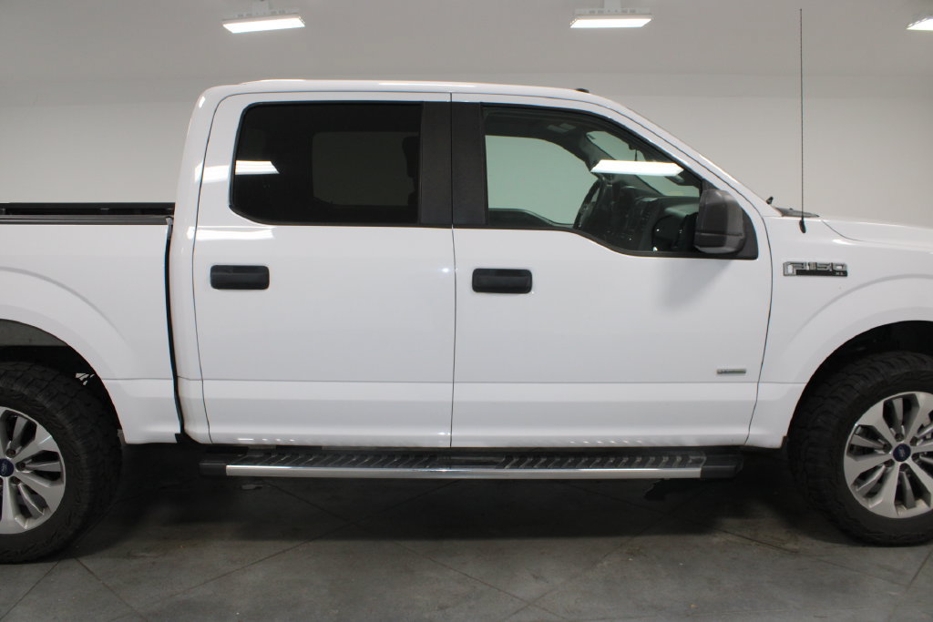 Used 2017 Ford F150 XL w/ Equipment Group 101A Mid AWD/4WD image 11