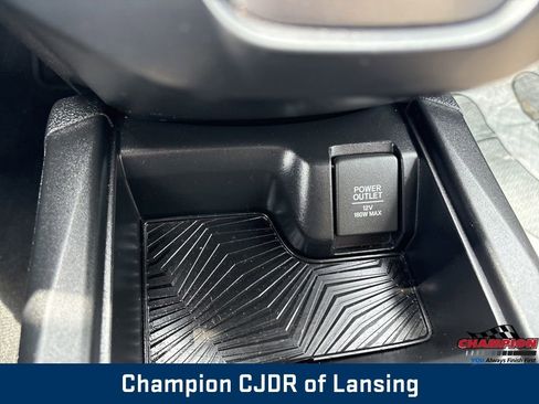 Used 2017 Honda CR-V Touring image 32