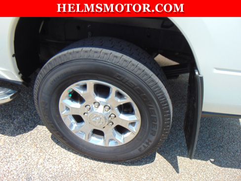 Certified 2023 RAM 3500 Laramie RWD image 21