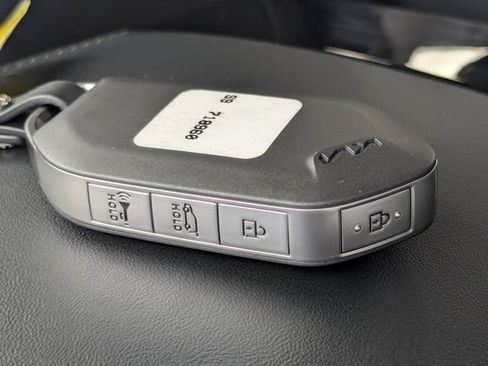 Certified 2025 Kia Telluride S FWD image 41