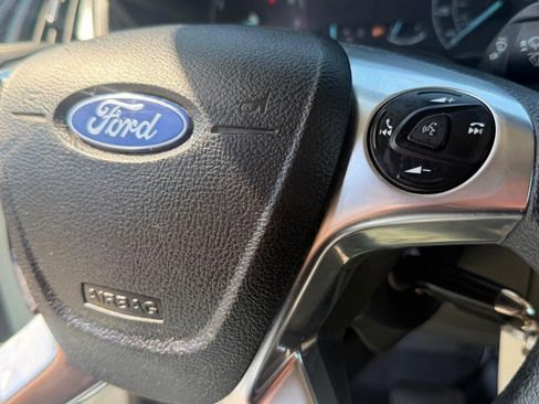 Used 2022 Ford Transit Connect XL FWD image 37