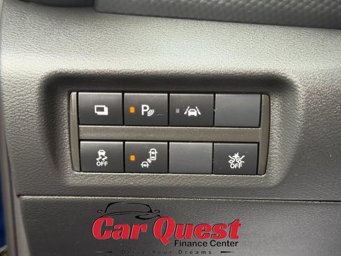 Used 2022 Nissan Kicks S FWD image 25