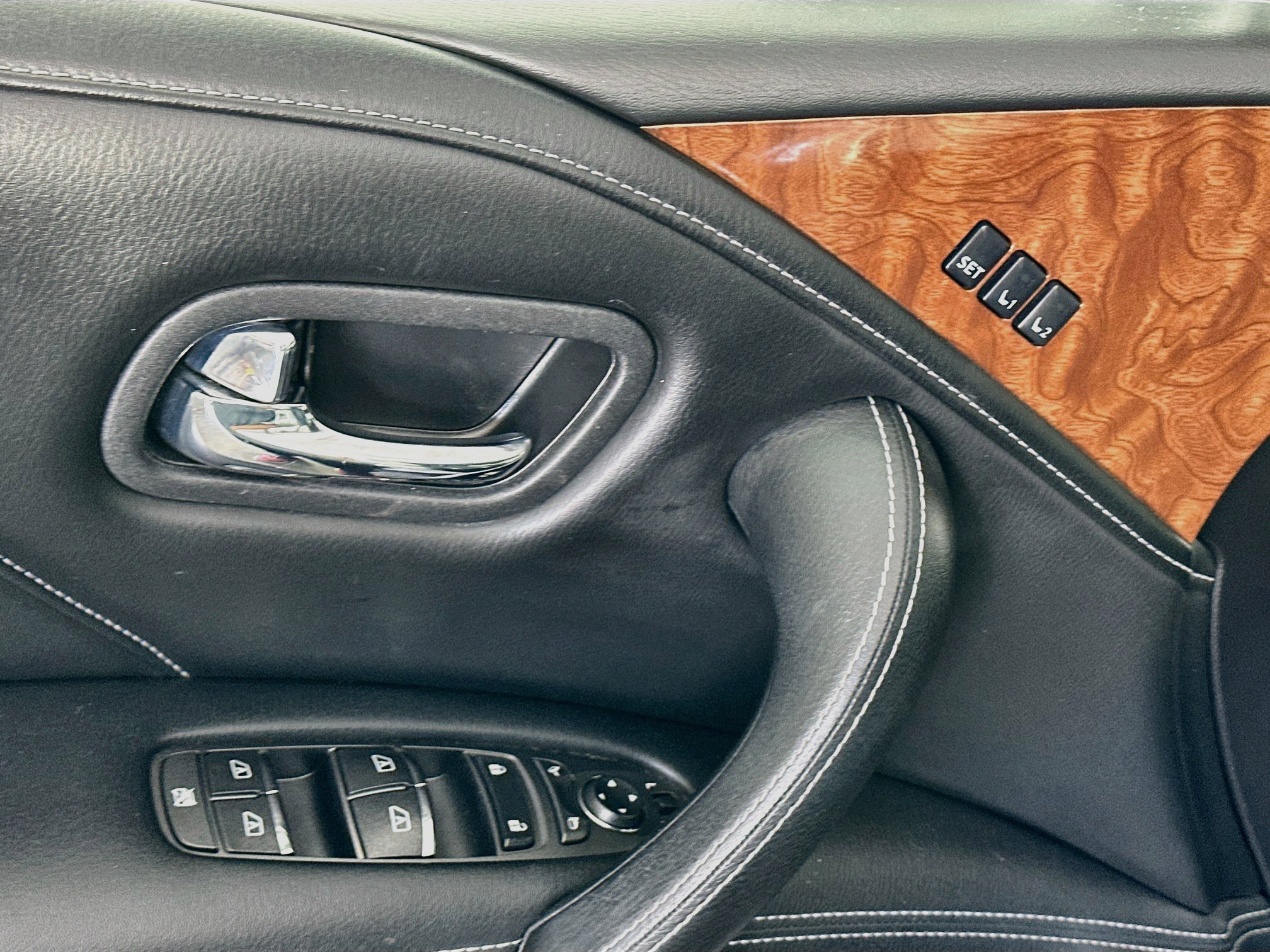 Used 2019 INFINITI QX80 Luxe w/ Proassist Package RWD image 15