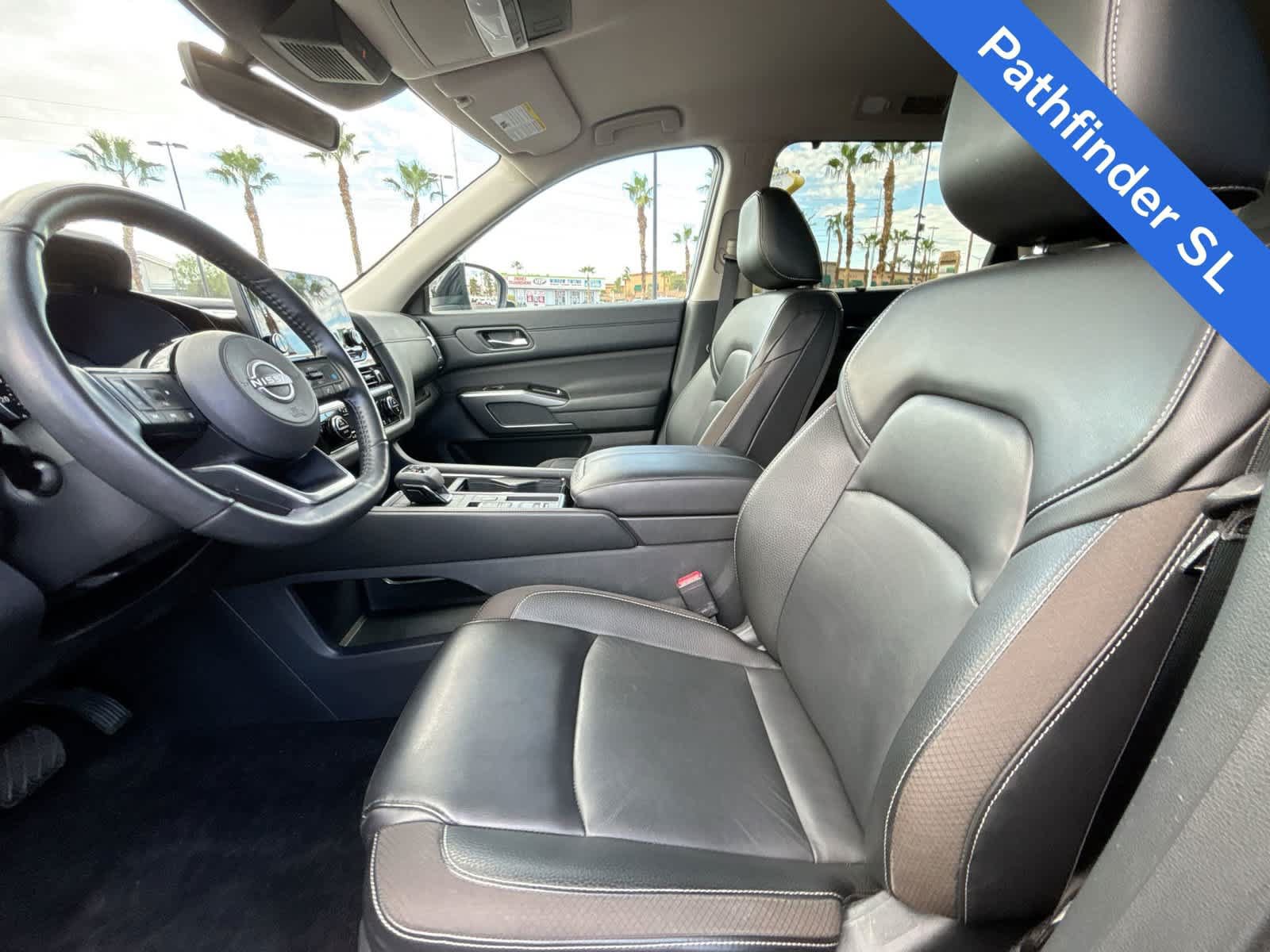 Used 2024 Nissan Pathfinder SL w/ Black Appearance Package FWD image 15