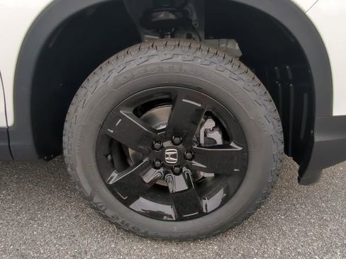 Used 2024 Honda Ridgeline Black Edition image 17