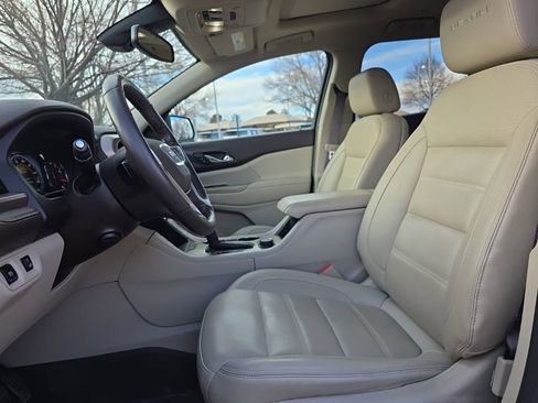 Used 2018 GMC Acadia Denali w/ Technology Package image 12