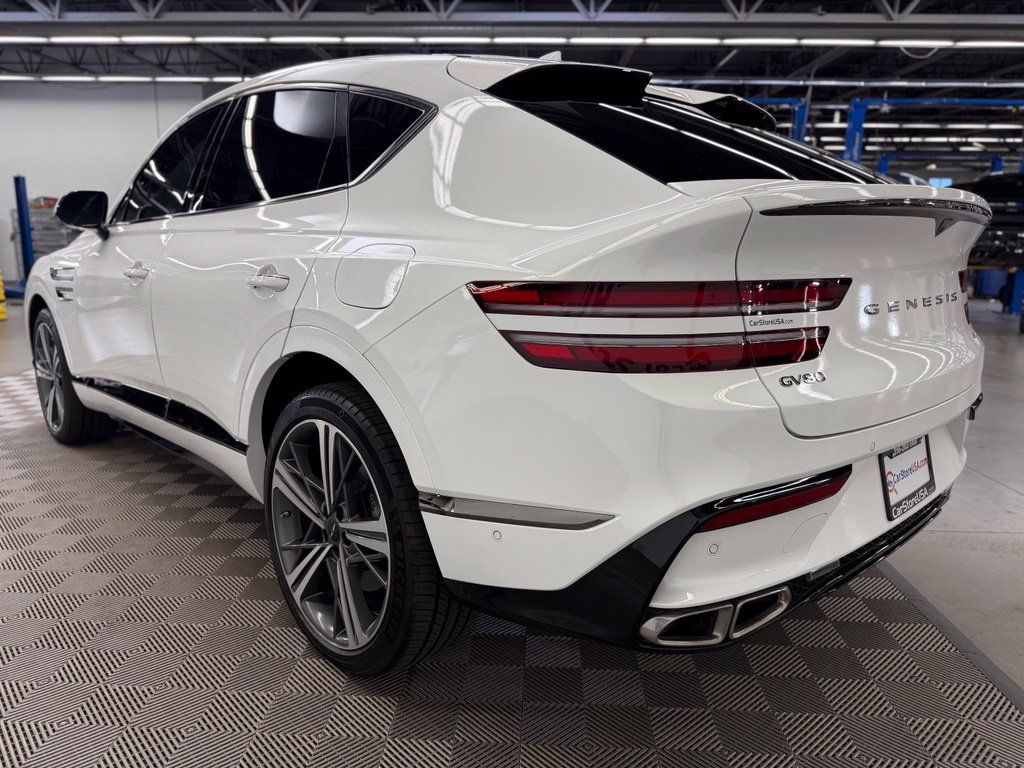 Used 2025 Genesis GV80 3.5T e-SC AWD/4WD image 5