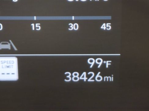 Certified 2025 Hyundai Kona SEL AWD/4WD image 13