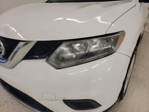 Used 2016 Nissan Rogue S w/ Appearance Package image 9