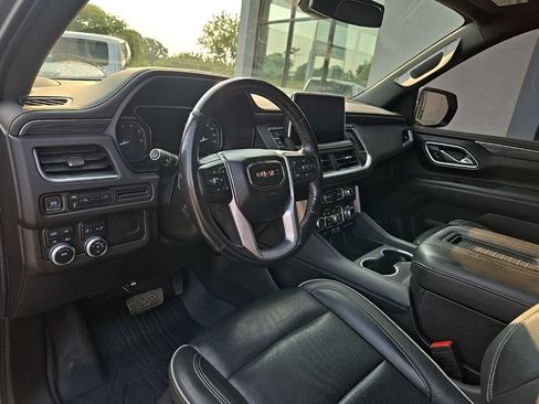 Used 2021 GMC Yukon SLT w/ SLT Premium Package AWD/4WD image 38